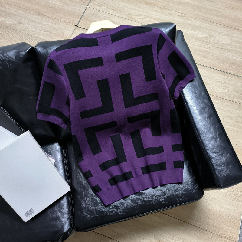 Vêtements pour hommes Nouveau automne et hiver coupe ajustée tendance de la mode haut de gamme pull pour hommes pull à col rond pull tricoté à manches courtes_voghion.com