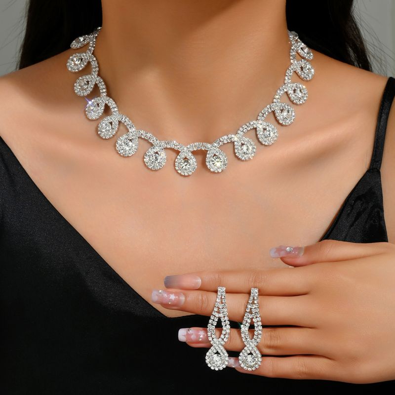 Abito da sposa, collane, orecchini, set in due pezzi, accessori geometrici per abiti da sera da sposa con diamanti, set di catene transfrontaliere_voghion.com
