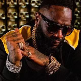 2023 Uudet punk-hip hop -suurrunkoiset yksilölliset modernit miesten ja naisten moottoripyöräaurinkolasit_voghion.com