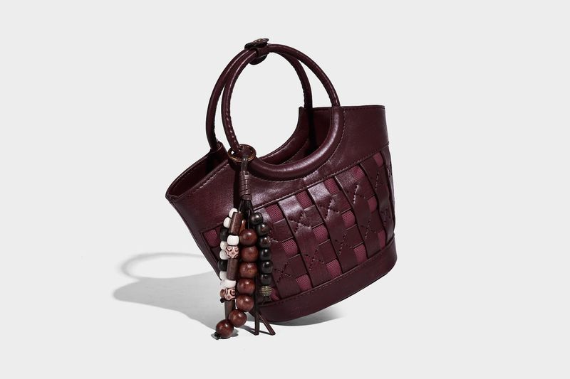 Borsa a secchiello con design di nicchia intrecciato di ispirazione retrò, nuovo arrivo autunno 2025, borsa a tracolla e tote versatile ed estetica con cestino di verdure_voghion.com