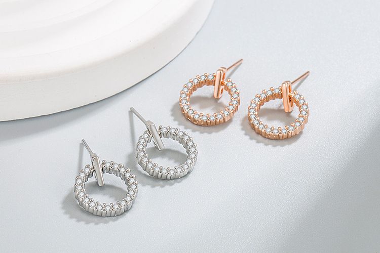 Orecchini per donna personalità semplice orecchini circolari versatili stile freddo orecchini piccoli antiallergici_voghion.com