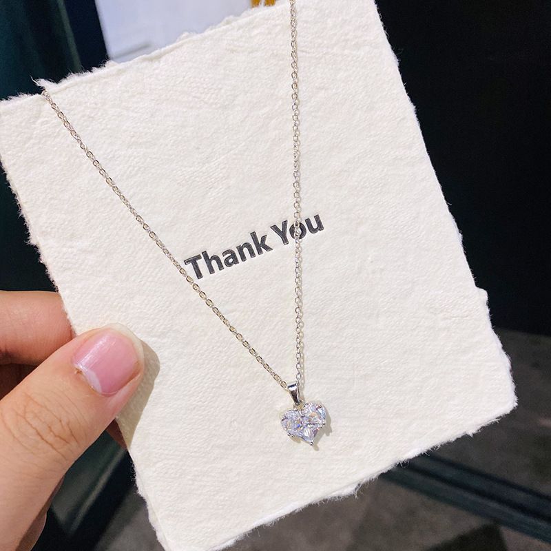 Minimalist New Super Shiny Zircon Heart Necklace For Women, Unique Design Titanium Steel Collarbone Chain, Exquisite_voghion.com