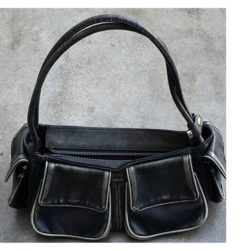 2025 Neue trendige Mode Hunderte von Biker-Wind gewaschene Farbe Multi-Pocket-Design Schulter Unterarm Tasche Nische Persönlichkeit_voghion.com