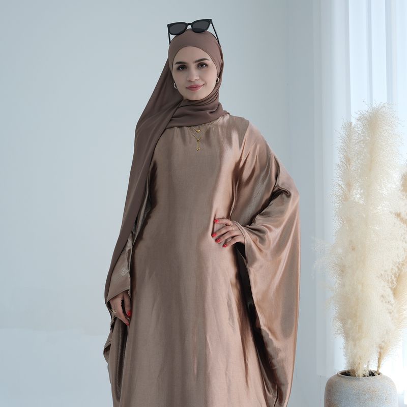 Dámské oblečení blízkovýchodní lesklé šaty abaya_voghion.com