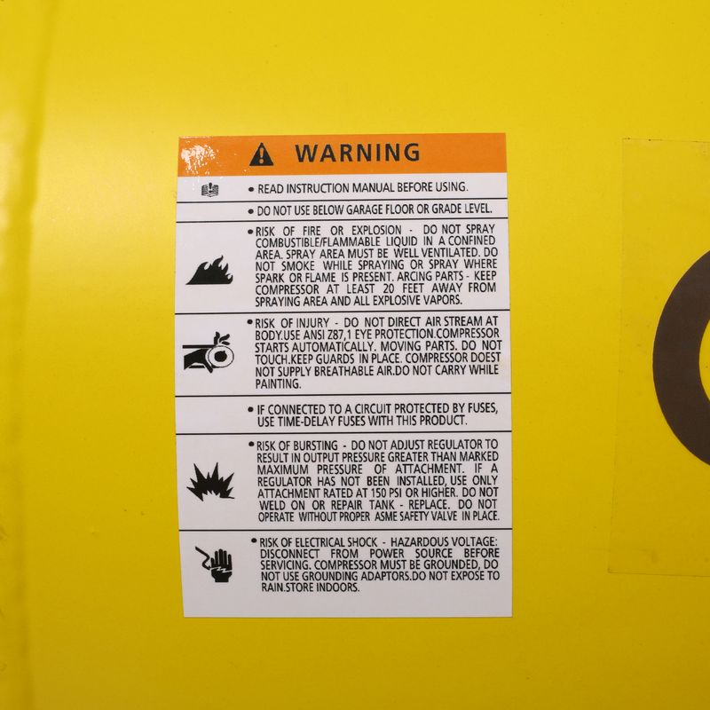 3.5HP Portable 10 Gallons Oil-Lubricated Air Compressor Tank Ultra Quiet Horizontal Tank Adjustable Pressure With Built-in Wheel_voghion.com