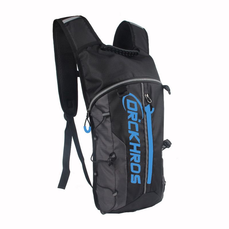 Mochila ultraligera para ciclismo, trail y running, ideal para deportes al aire libre._voghion.com