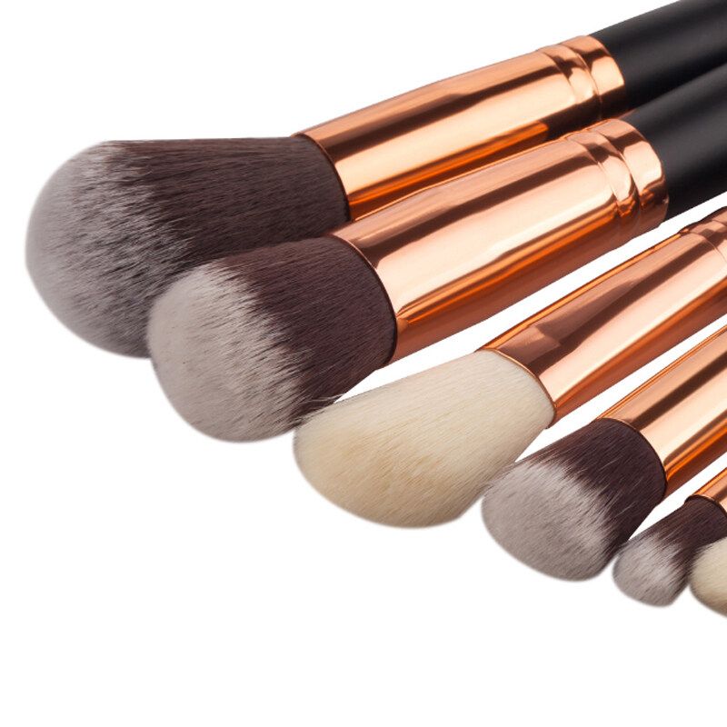 Tragbares 8-teiliges Make-up-Pinsel-Set in Rosa und Roségold_voghion.com