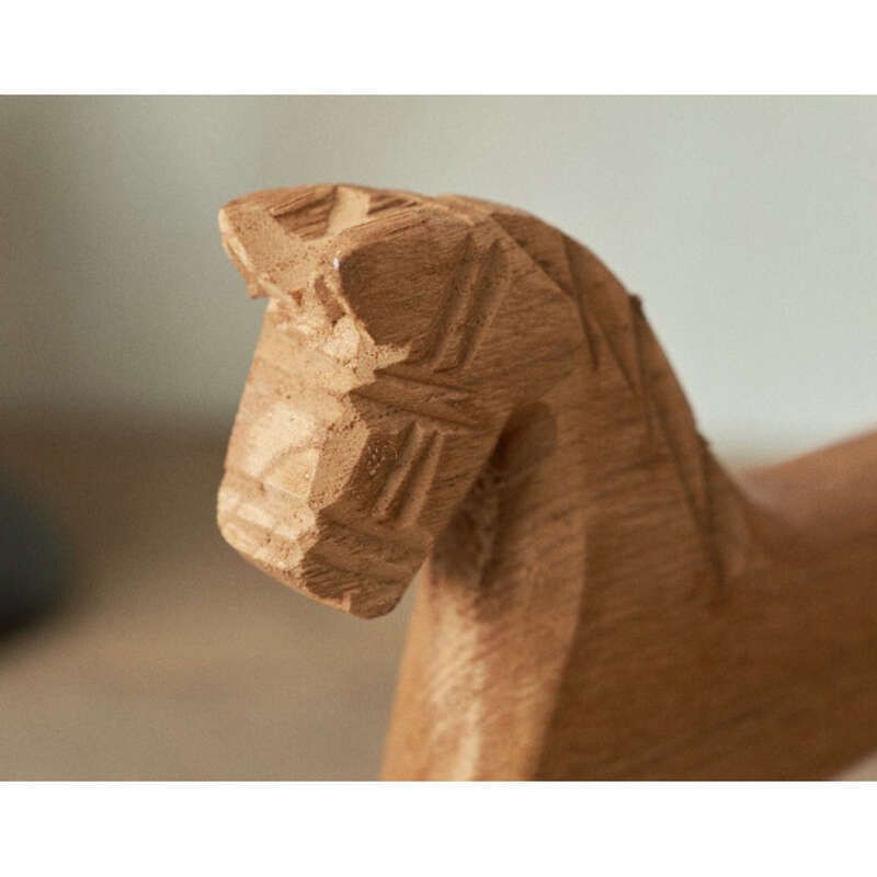 Schaukelpferde, Holzpferde, Tischdekorationen, Wohndekorationen, Kiefernschaukelpferde, Kunsthandwerk, Pferde zu erfolgreichen Ornamenten_voghion.com