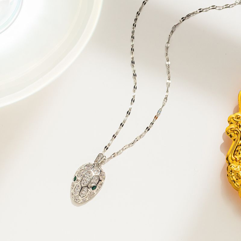 New Fashion Personalized Cold Wind Snake Head Necklace Micro Set Zircon, Unique Design With Collar Chain_voghion.com