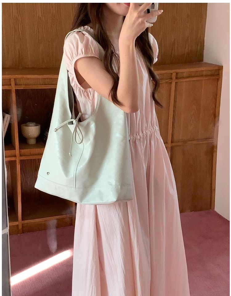 Versione coreana della nuova borsa a tracolla grande, versatile, multifunzionale, alla moda, in morbida pelle, per l'autunno e l'inverno._voghion.com