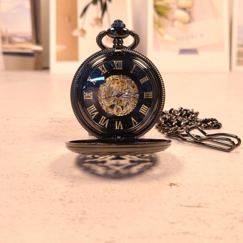 Elegant Carved Hollow Pattern Semi-Automatic Mechanical Pocket Watch Gift For Men And Women_voghion.com