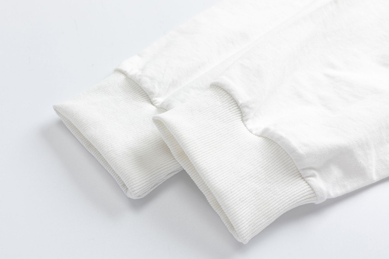 Herrenbekleidung Vintage-Kapuzenpullover in Schwarz mit einzelnem, mit Perlen verziertem Muster und Kette, dekorative Waschung für Männer und Frauen_voghion.com