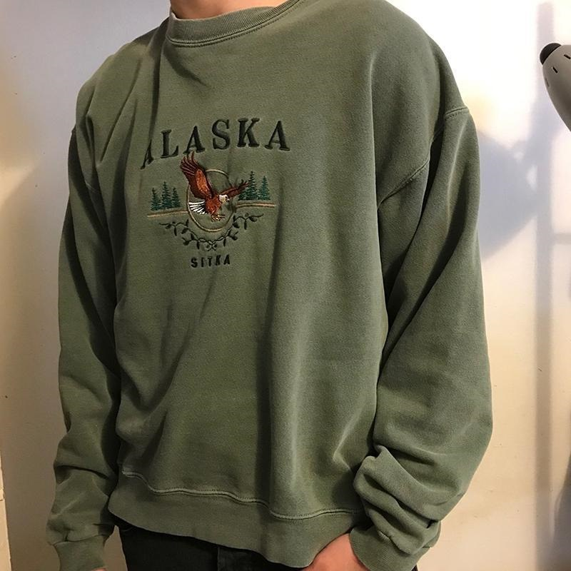 Men's Large Size Casual Green-bottom Printed Colorful Round Neck Long-sleeved Sweatshirt_voghion.com