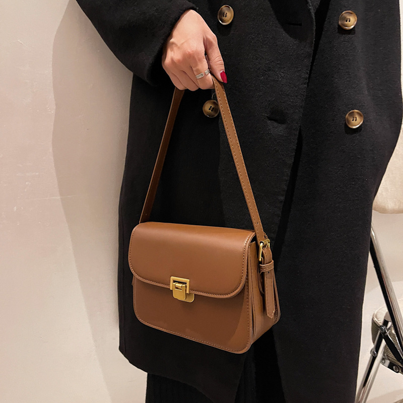 High-End für Damen 2023 Neue trendige Mode Vielseitige strukturierte Nischen-Crossbody-Tasche mit einer Schulter, quadratisch, kleine Tasche_voghion.com