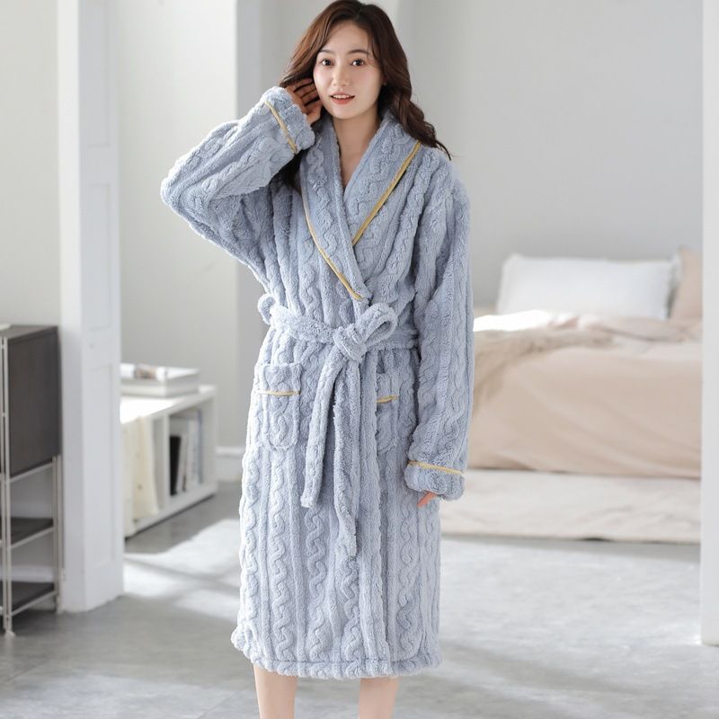 Thickened Nightgown Men's And Women's Coral Fleece Couple's Pajamas Extended Flannel Bathrobe_voghion.com