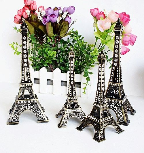 Envoyez une boîte de véritables souvenirs de voyage français en métal, modèle de la Tour Eiffel, ornements pour lui offrir de nombreuses tailles_voghion.com