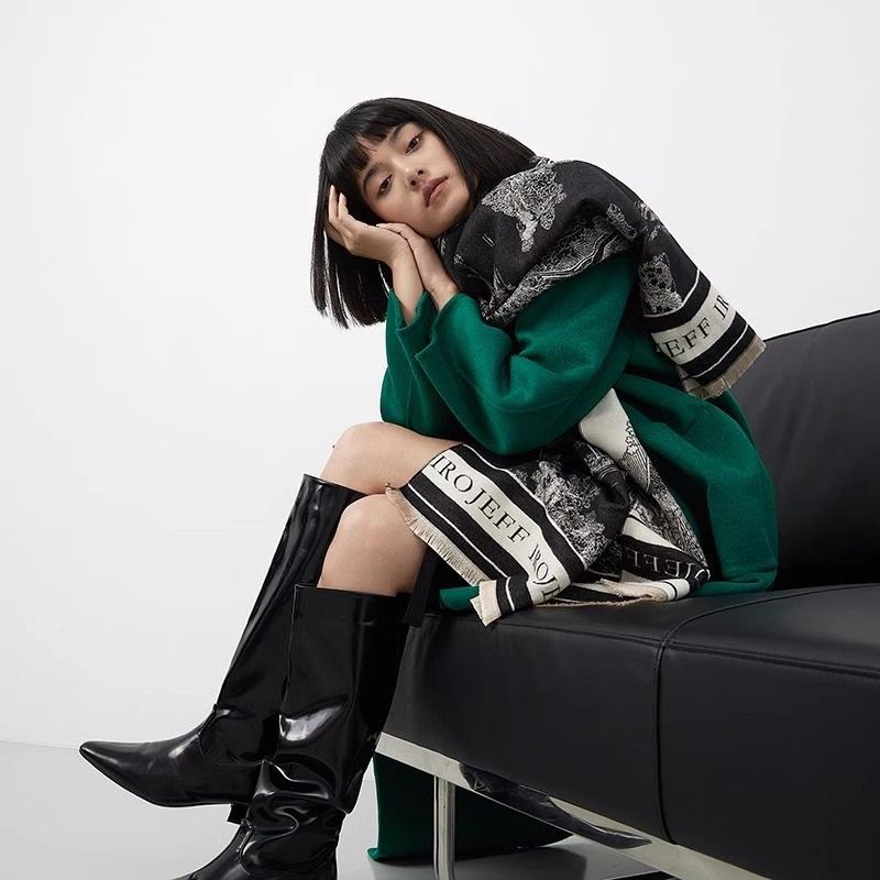 Schal Schal für Damen Herbst Winter 2025 Neu Verdickter Warmer Luxus High-End Vielseitiger Nackenwärmer_voghion.com