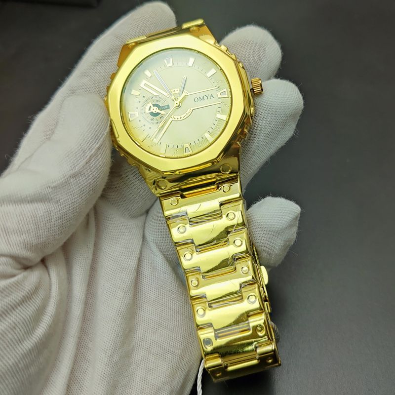 Geschenkbox Uhrenset Herren Quarz Wasserdicht Kalender Uhr Armband Stahlband_voghion.com