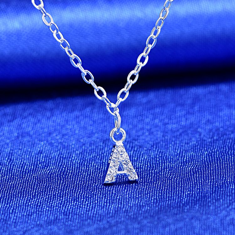 2025 Nuovi arrivi Argento Colore Piccolo A-Z 26 Lettere dell'alfabeto Iniziali Nome Collana con ciondolo con zircone lucido per ragazze Miglior regalo S-N364_voghion.com