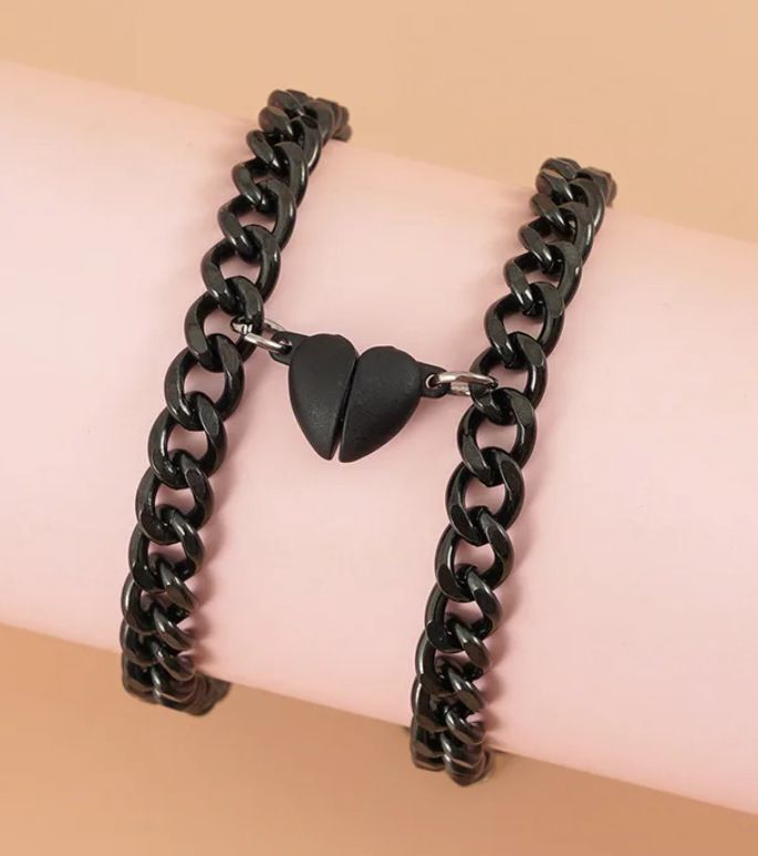 Set di braccialetti con cuore magnetico a catena cubana, in vendita a prezzi accessibili, coppia di braccialetti_voghion.com