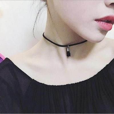 Collier 3D tendance pour femmes 2025, cube d'amour, pendentif en strass étincelant, petite boîte, chaîne à cadenas courte, collier et pendentif Maxi_voghion.com