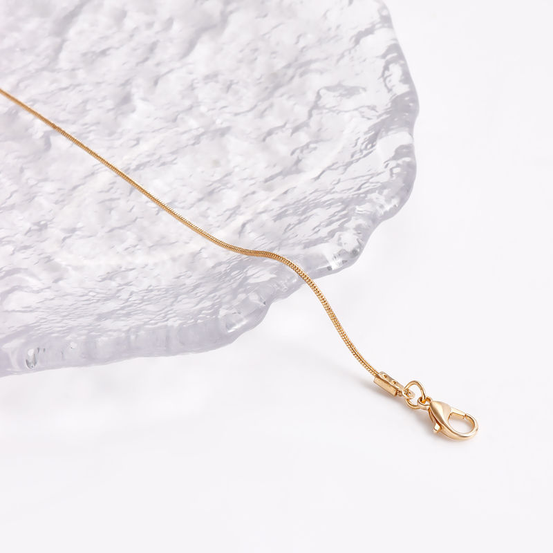 Retro Round Snake Chain, White Fritillary Necklace For Women, New Sweater Sweater Chain For Autumn And Winter_voghion.com