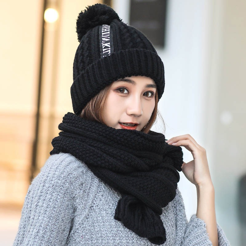 Winter Scarf Two piece Set Mesh Red Warm and Plush Thickened Women's Windproof Fashion Knitted Hat_voghion.com