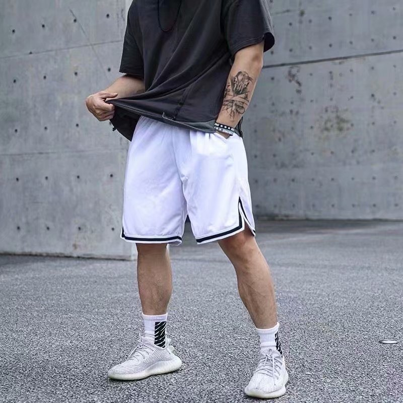 Pantalones de baloncesto ajustados deportivos americanos, conjunto suelto y de secado rápido, pantalones cortos grandes de cinco puntos, entrenamiento para hombres_voghion.com