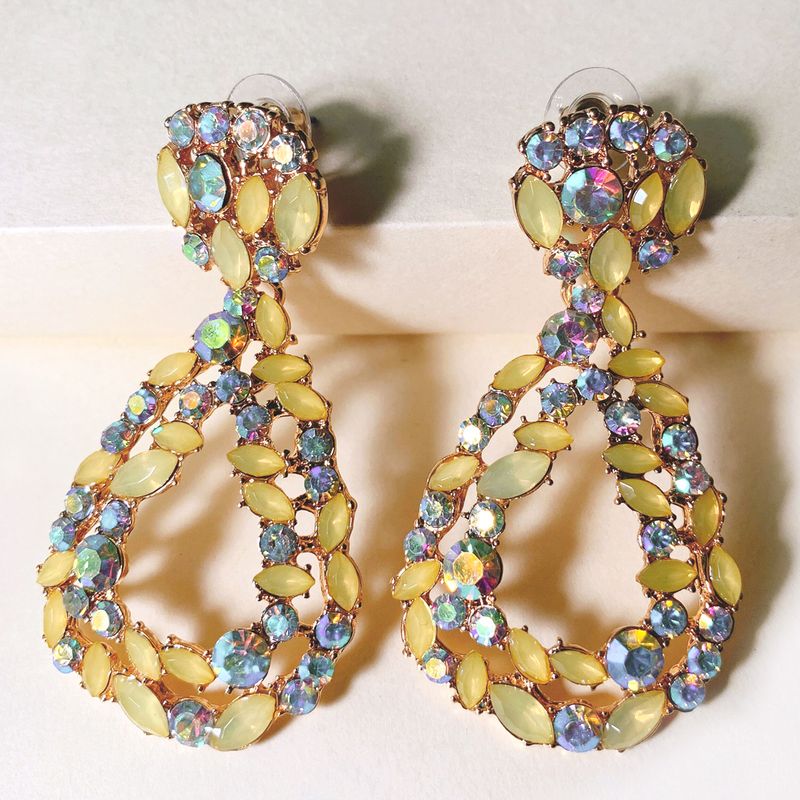 Orecchini a goccia geometrici esagerati con diamanti, orecchini retrò con personalità, gioielli_voghion.com