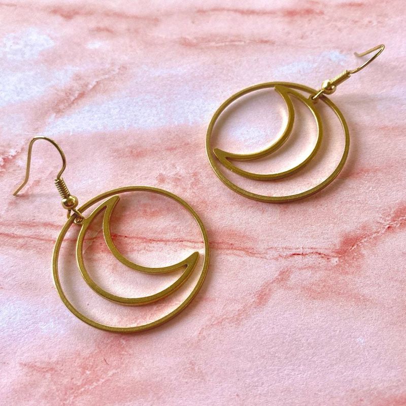 Earrings gold hoop moon hanging earrings_voghion.com