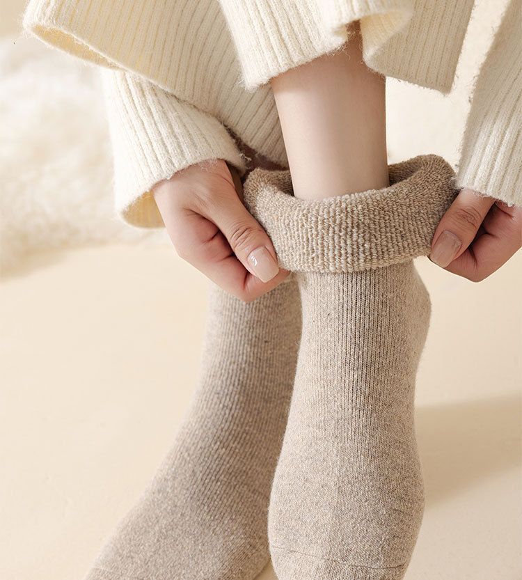 Women's Socks Autumn And Winter Thickened Warm Wool Socks Medium Tube Socks Solid Color Thick Socks Winter High Stockings_voghion.com