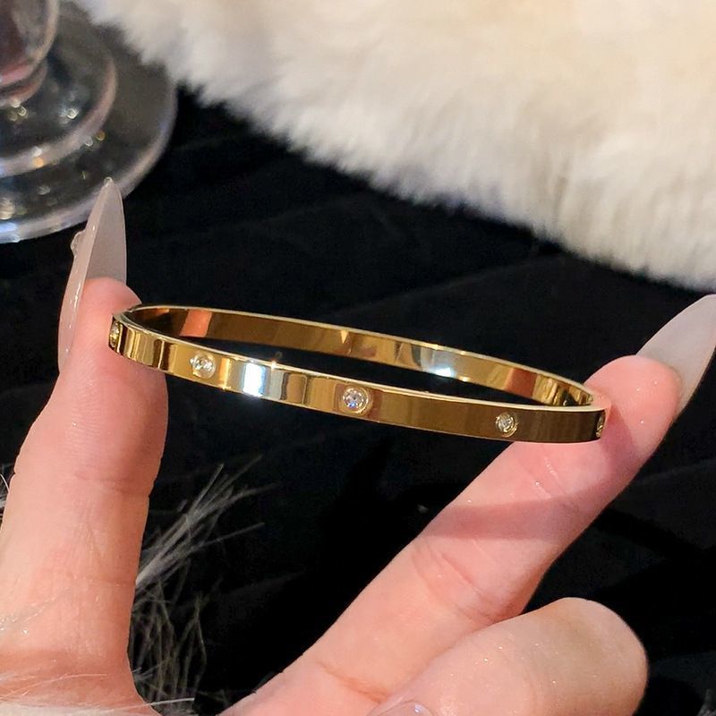 【2938 People's Collection】 Hoogwaardig titanium staal, volledige diamant, veelzijdige modearmband, lichte luxe voor kinderen,_voghion.com