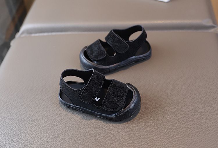 Kinderschuhe Sommer Sandalen mit weicher Sohle für Babys und Kleinkinder Geschlossene Zehen Strandschuhe Klettverschluss Kleinkinderschuhe_voghion.com