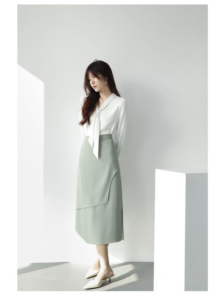 Design ispirato alle maniche lunghe per le donne nella primavera autunno 2024, con nuovo stile di colletto a nastro e sensazione di alta qualità,_voghion.com