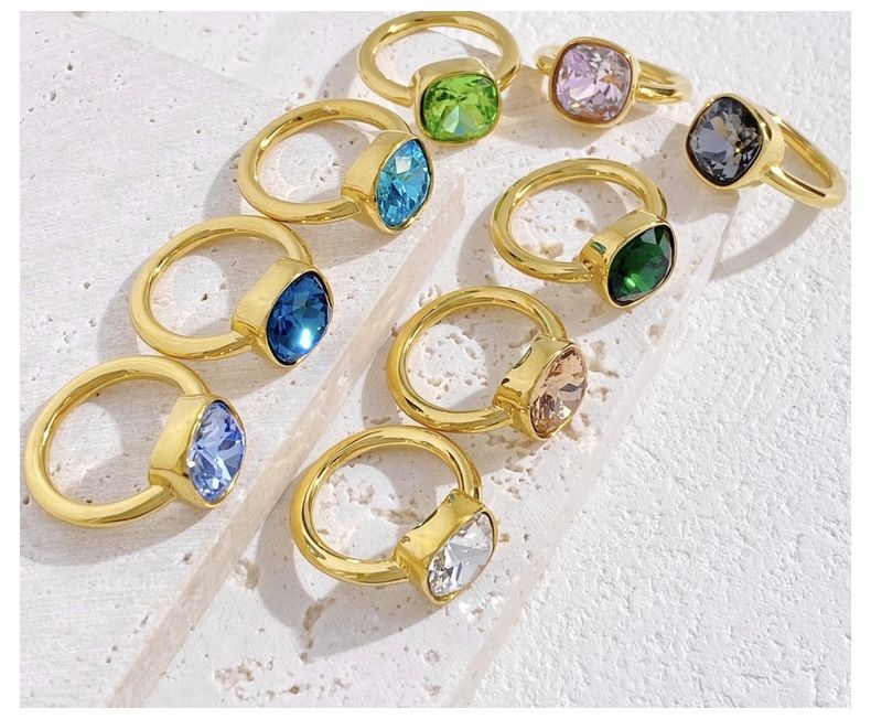 Women's Jewelry Square Crystal Ring New Style Fashionable Exquisite Shining Multi Faceted Titanium Steel Ring Jewelry_voghion.com