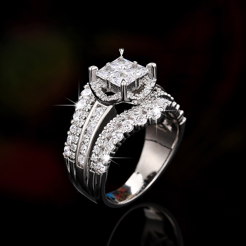 Cao Shi's New Zircon Simulation Double Layered 2-in-1 Super Sparkling Women's Square Spliced Crown Ring_voghion.com