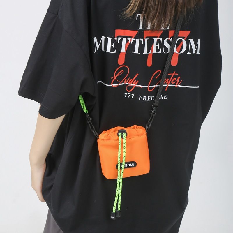 Top Influencer Gleichen Stil Crossbody INS Trend Neue Münze Kopfhörer Nette Mini Kleine Tasche Trendy Marke_voghion.com