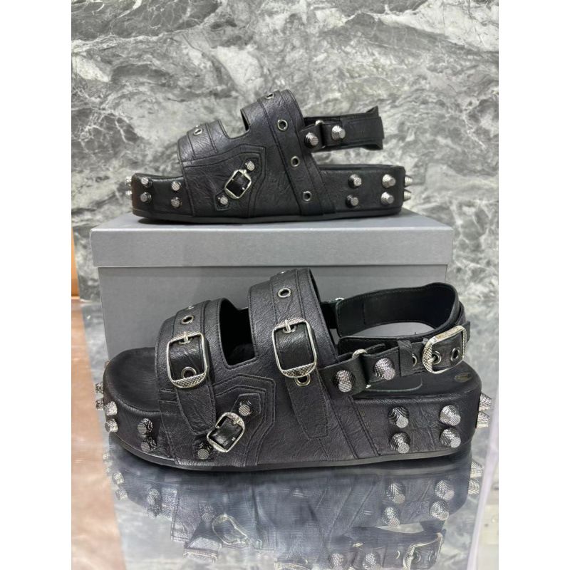 Sandali alla moda con borchie per uomo e donna, estivi versatili, piatti, con altezza maggiorata, resistenti all'usura, per attività all'aperto casual_voghion.com