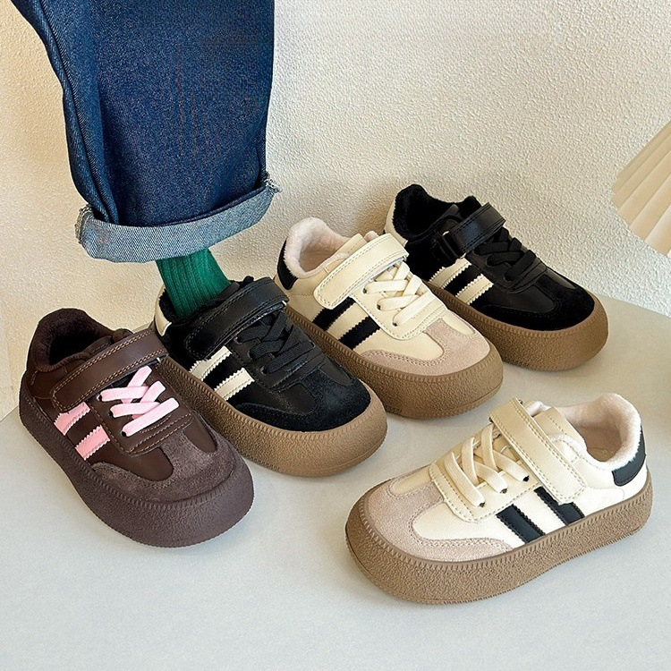 Kangdi Cat edizione coreana allenamento in velluto per bambini 2023 inverno nuove scarpe da tavola in cotone per ragazzi e ragazze studente_voghion.com