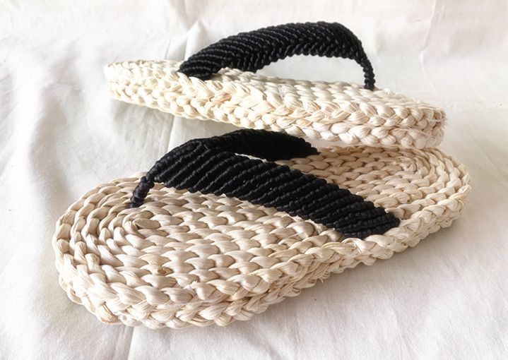 Gewebte Maisfell-Sandalen, Flip-Flops, Paare für Männer und Frauen, Hausschuhe, Freizeitkleidung_voghion.com