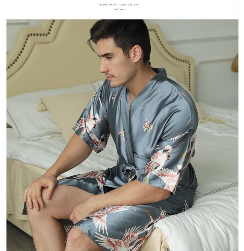 Erkek Uyku Orta uzunlukta baskılı ipek elbise erkek sabahlık seksi pijama_voghion.com