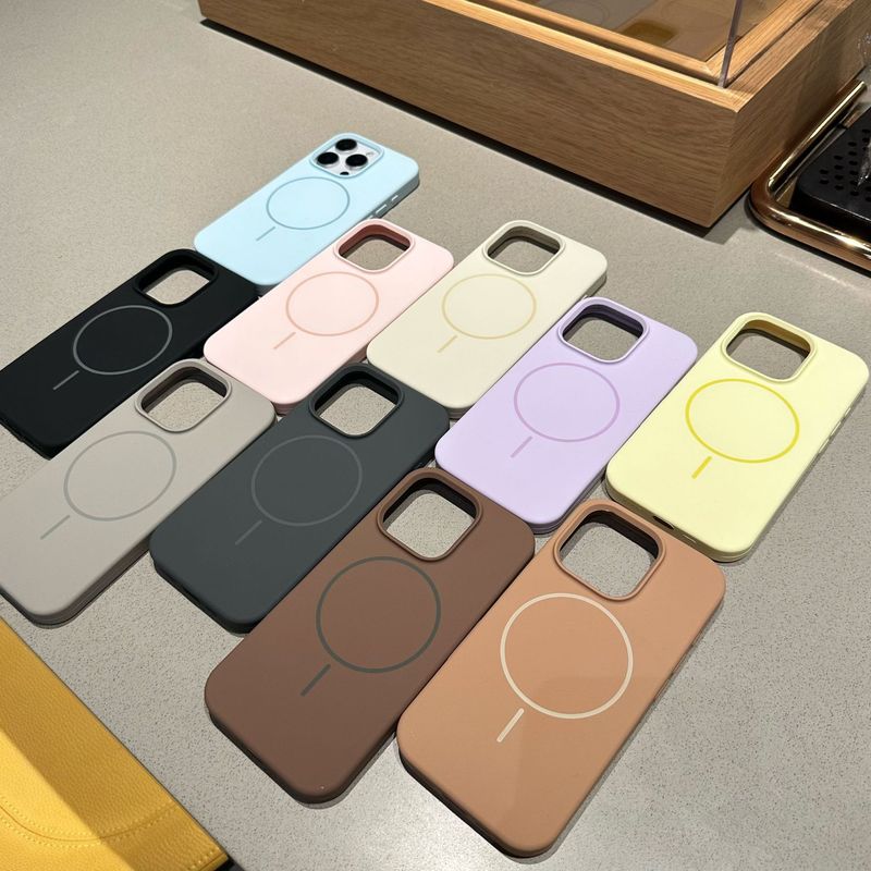 Full Coverage Fine Circle Silicone Magnetic Large Hole Compatible IPhone 16 Case 15 Solid 14 Couple New Candy Color_voghion.com