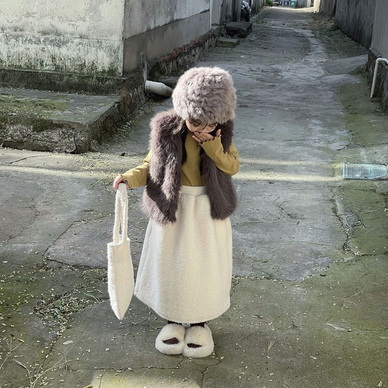 Kunstpelzweste für Mädchen – ärmellose Pufferjacke für den Winter, weich und stylisch, ein prinzessinnenwürdiges Lagenteil für Kleinkinder und Kinder_voghion.com