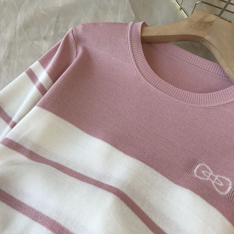 Set van gebreid damestopje met ronde hals, korte mouwen, zoete strik en contrasterende kleur + elastische skinny broek_voghion.com