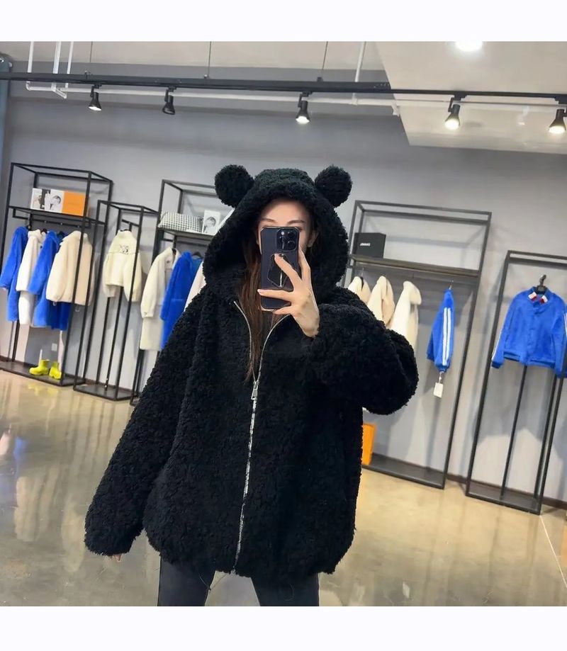 Cappotto invernale in pelliccia sintetica in stile coreano da donna con colori caramella - Giacca oversize con collo polo per donna_voghion.com