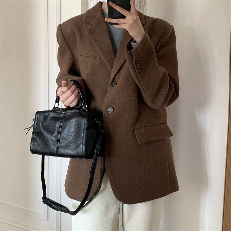 Bolsa feminina de nicho coreana popular de verão 2025, bolsa de ombro único, grande capacidade, câmera portátil, diagonal, transversal, elegante e versátil_voghion.com