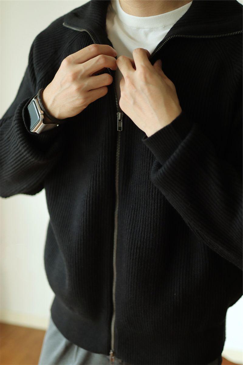 Men’s Chunky Knit Zip-Up Cardigan – High Neck Winter Sweater (Breathable Cotton, 5 Sizes, Minimalist Design, Anti-Wrinkle, Machine Washable)_voghion.com