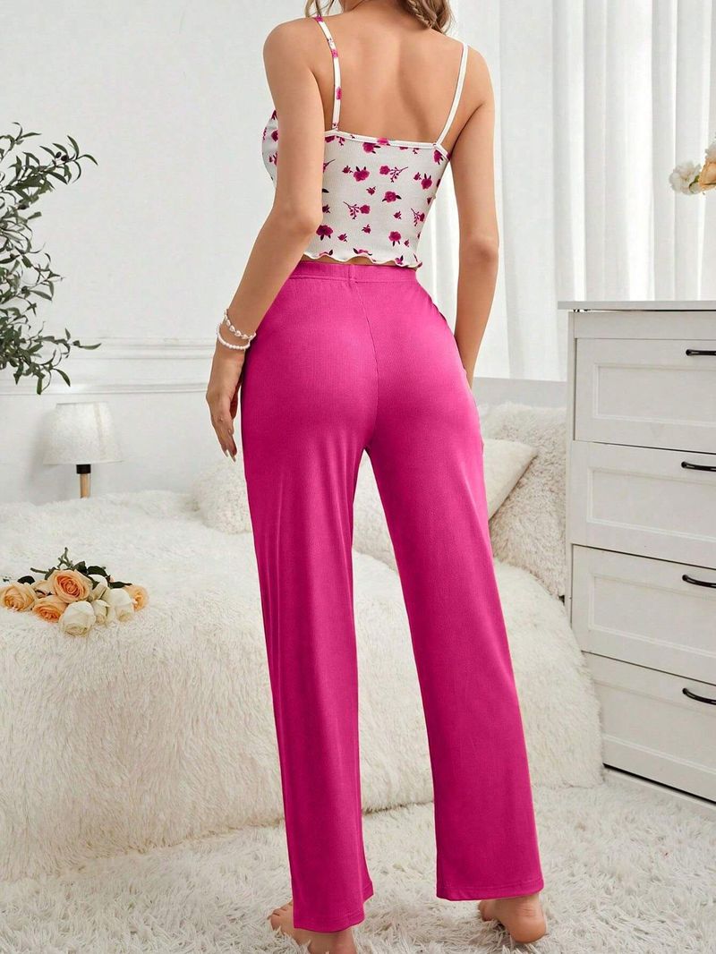 Kadın Pijama Takımı Ev Giyim, Askılı Üst ve Pantolon Takımı, Çiçek Desenli, Rahat ve Konforlu_voghion.com