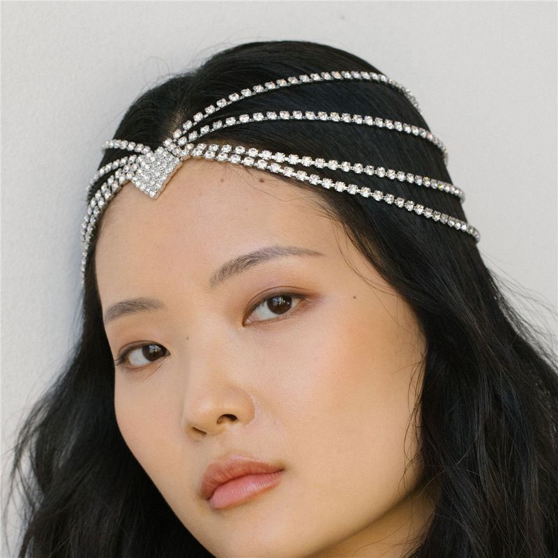 Nuova catena per la fronte con strass multistrato, temperamento femminile in stile bohémien, fascia per capelli con nappe di cristallo scintillante_voghion.com