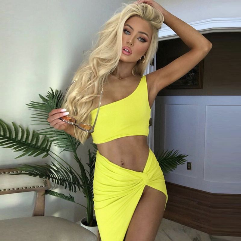 2025 Spring New Women's Skirt Two Piece Set, Single Shoulder And Umbilical Sexy Dress_voghion.com
